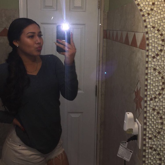 Meet your Posher, Mireya - Picture 1 of 1